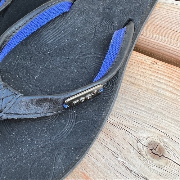 Reef D-Lish Leather Flip Flop Sandals - Picture 3 of 7